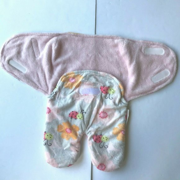 Blankets & Beyond Swaddle Bag 0 3 Months Ladybugs Flowers Velcro Closure… - Picture 3 of 9